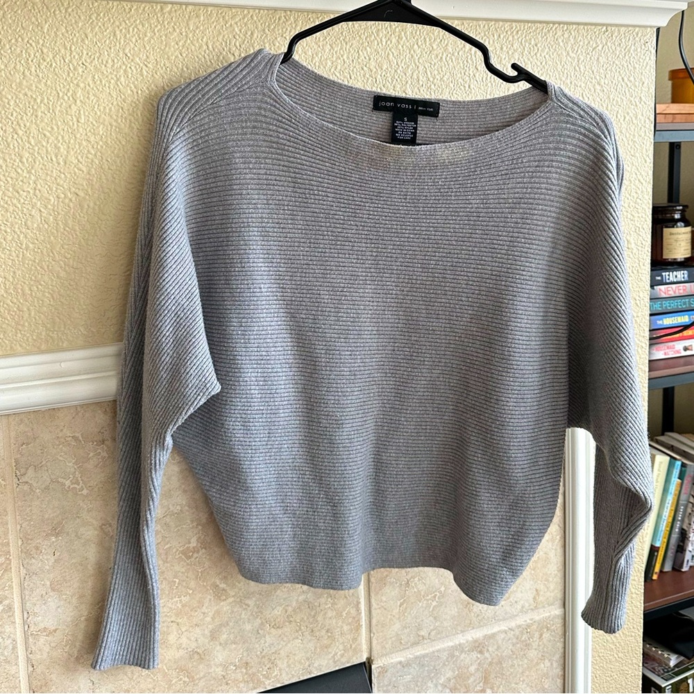 Grey sweater women’s small